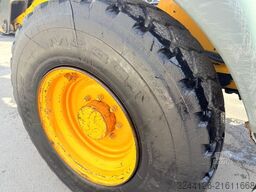 LIEBHERR L514 Radlader+Pfreundt-Waage/Schaufel+Zinken/