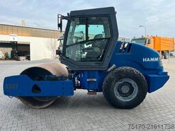 Hamm 3307 HT / Walzenzug / 4.958h / 2001