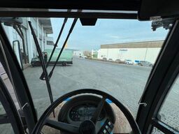 Hamm 3307 HT / Walzenzug / 4.958h / 2001