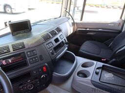 DAF CF 320 FA Bakwagen + Dhollandia 2000 kg klep