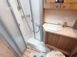 LMC Cruiser V 646 G,  Längsbetten, Navi,Automatik