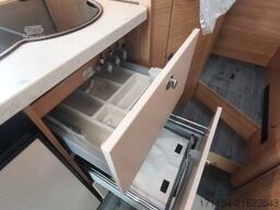 LMC Cruiser V 646 G,  Längsbetten, Navi,Automatik