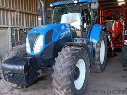 New Holland T7.210