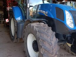 New Holland T7.210
