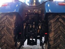 New Holland T7.210