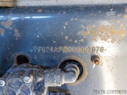 RENAULT PREMIUM 430 DXI (19t.)+Dhollandia 3T.