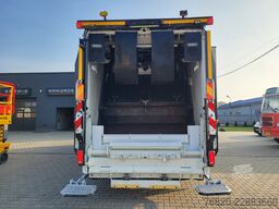 Renault D Wide