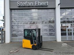 Jungheinrich EFG 215 / Triplex: 4.25m! / SS / 4.297h!