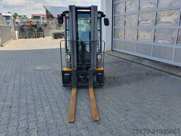 Jungheinrich EFG 215 / Triplex: 4.25m! / SS / nur 3.488h!