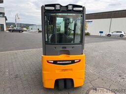 Jungheinrich EFG 215 / Triplex: 4.25m! / SS / 4.168h / 2024