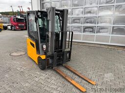 Jungheinrich EFG 215 / Triplex: 4.25m! / SS / nur 2.819h!