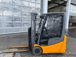 Jungheinrich EFG 215 / Triplex: 4.25m! / SS / nur 3.092h!