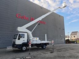 MAN LE 8.180 4x2 Bison Palfinger TKA 30
