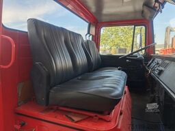 Mercedes-Benz LPK 913 4x2
