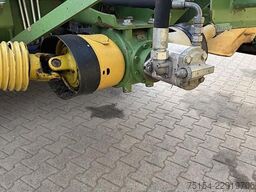 Krone Easy Cut F 320 CV und Easy Cut B 870 CV mit Schwad