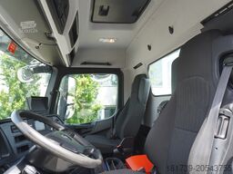 Mercedes-Benz Arocs 2633 flatbed truck / Crane FASSI