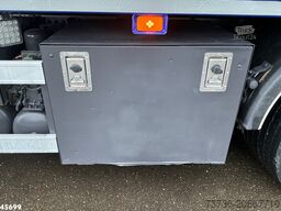 Volvo FM 460 8x4 Euro 6 HMF 26 tonmeter laadkraan