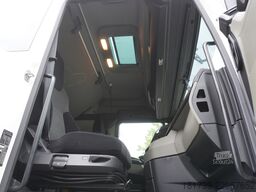 MAN TGX 26.470 6x2-4 / 30 tho. km!!! / Atlas