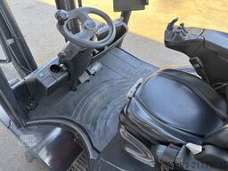 Linde H40T-02