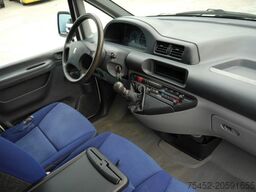 PEUGEOT Expert 2.0 HDI / Dachträger / TÜV neu