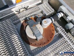 Renault Premium 270 4x2 fuel tank 13.7 m3 / 4 comp
