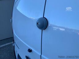 Renault Kangoo Van con Giraffone