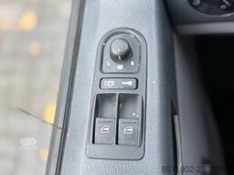 VW T5 2.5 TDI Camper Aufstelldach Solar