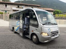 Mercedes-Benz MB 818 S