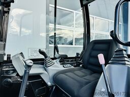 Yanmar SV 16 - 1. HAND