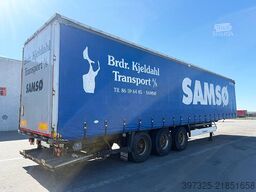 Krone Curtainsider / Planenauflieger