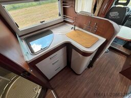 ELNAGH Prince 580 L - Queensbett -  - Solar