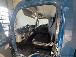FUSO Canter 7C18 Pritsche Plane mit Ladebordwand