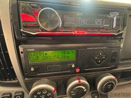 FUSO Canter 7C18 Pritsche Plane mit Ladebordwand