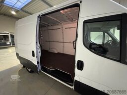 IVECO Daily 35S16 Kastenwagen 3 stück *Klima*