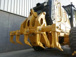 Caterpillar 12M3