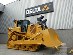 Caterpillar D8T