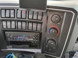 Renault D240 P 4x2 CHASSIS LOW 12 TON - WIELBASIS 5.60 ...