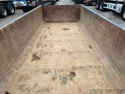 CONTAINER 12m³ PUINCONTAINER - 5m40 x 2m30 x 1m00 (INTERIOR)