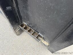 CONTAINER PLATTE CONTAINER / FLATBED CONTAINER 6m x 2m50 ...