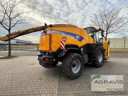 New Holland FR 9060