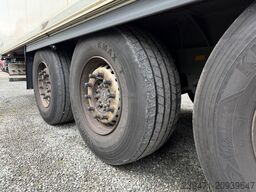 SCHMITZ CARGOBULL SKO 24/L - 13.4 Carrier Maxima 1300 Lift