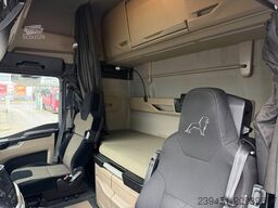 MAN TGX 18.510 4x2 XXL Retarder 2x Tank ACC Indiv.