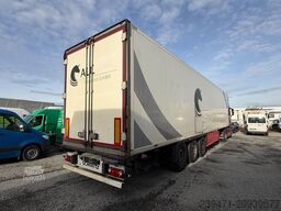 SCHMITZ CARGOBULL SKO 24/L - 13.4 Carrier Vector 1350 Lift