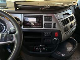 DAF XF 530 SuperSpaceCab 6x2 Retarder Lenk/Lift