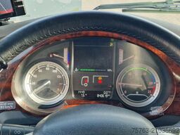 DAF XF 510 SpaceCab 6x2 - Box with side doors - Loa...