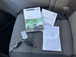 Volkswagen Transporter 2.0 TDI L2H1 Trekhaak 2200kg trekge...