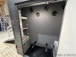 Mercedes-Benz Fuso Pferdetransporter POP-Out 3 Stellplätze