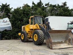 VOLVO L 180 E Wheelloader D12 Engine CE Full steering