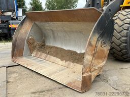 VOLVO L 180 E Wheelloader D12 Engine CE Full steering