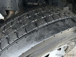 DAF CF 330 FT / Sleeper Cab / 616 dkm / NL Truck